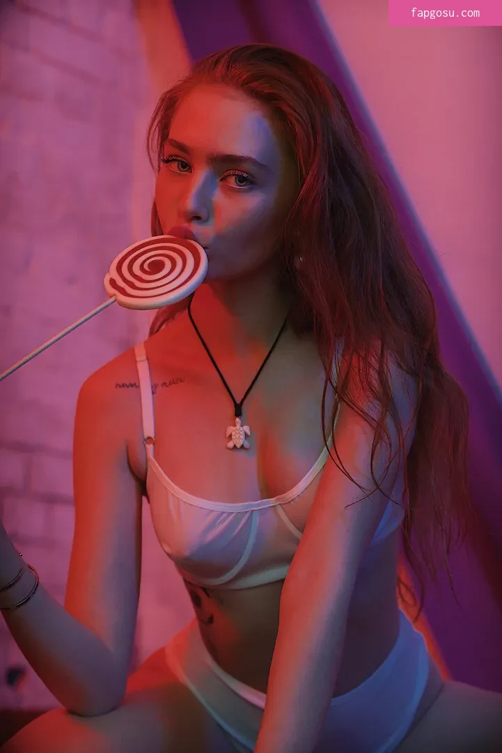 Renata Ri