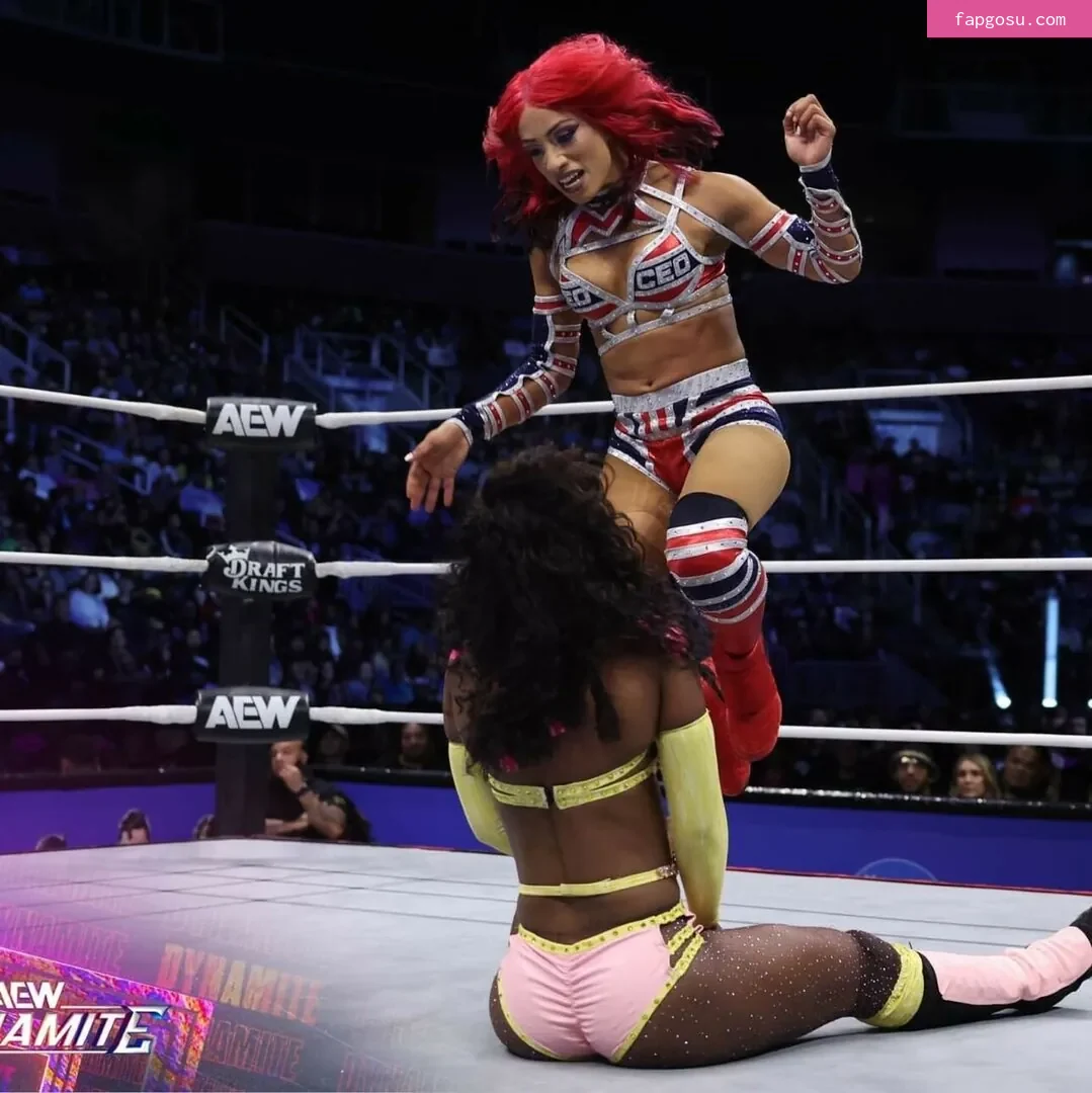Sasha Banks