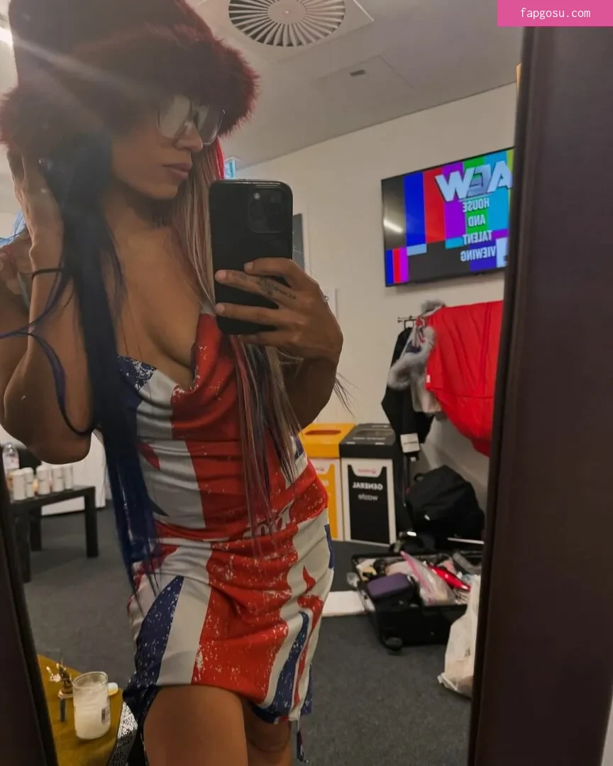 Sasha Banks