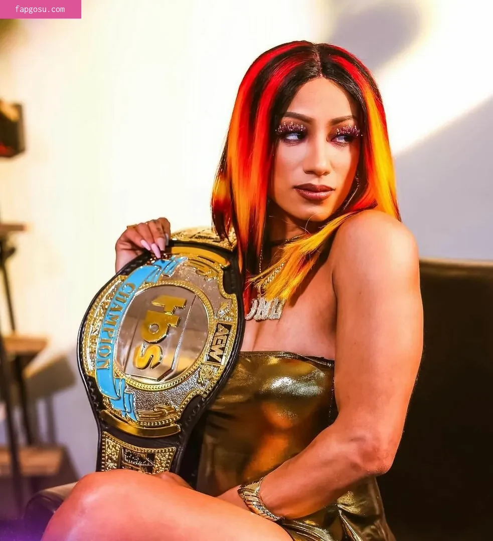 Sasha Banks