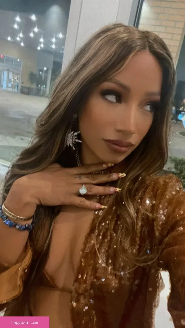 Sasha Banks