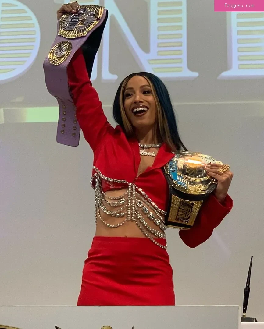 Sasha Banks