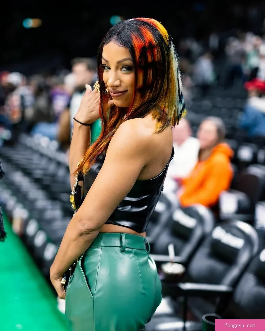 Sasha Banks