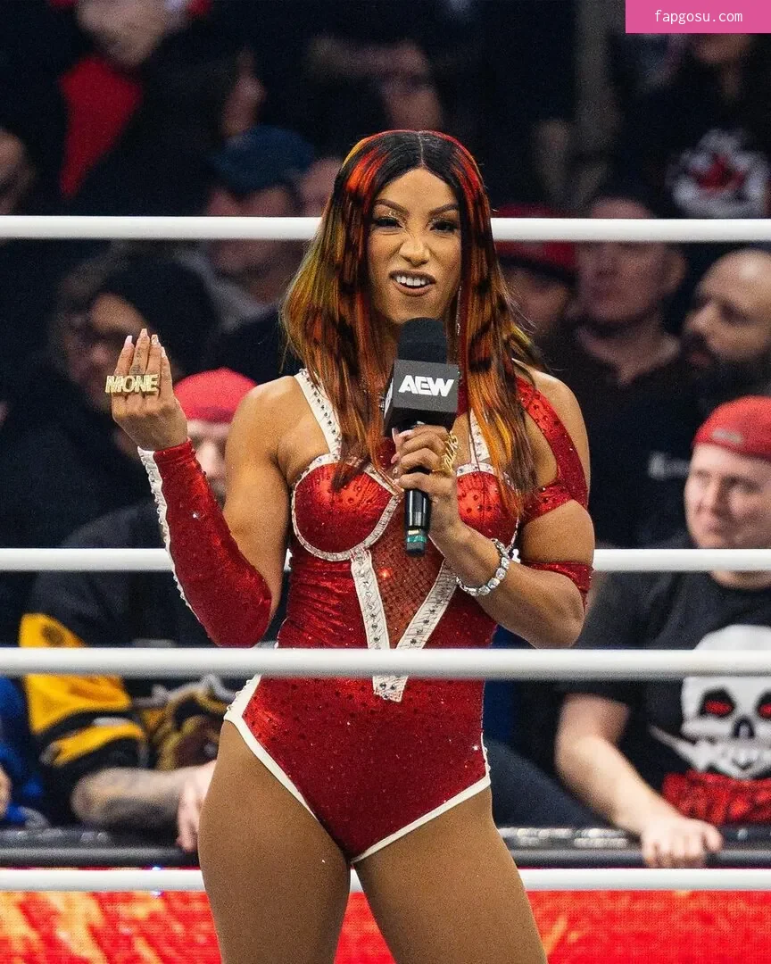 Sasha Banks