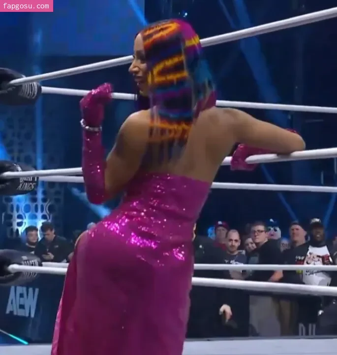 Sasha Banks