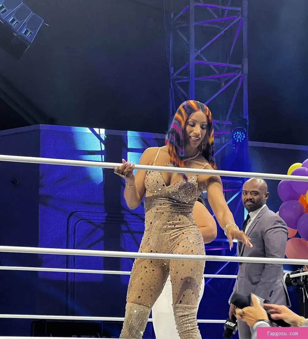 Sasha Banks