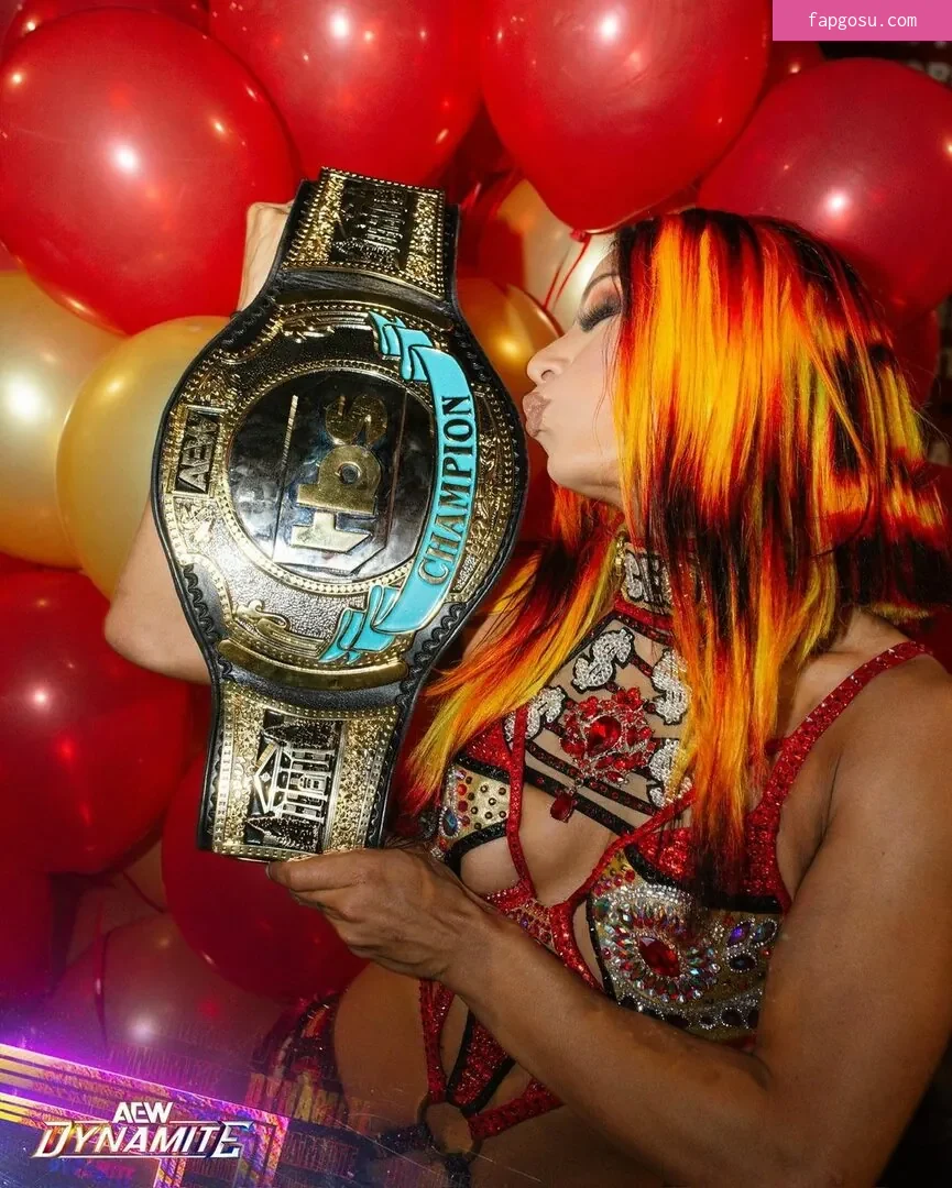 Sasha Banks
