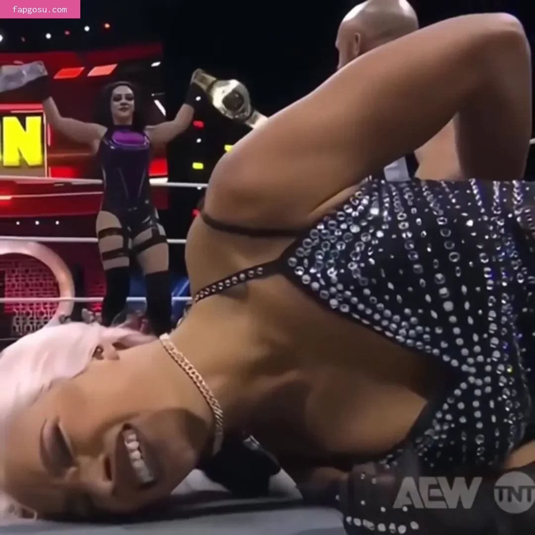 Sasha Banks