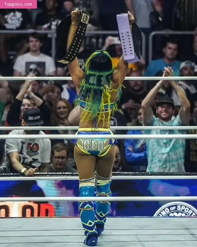 Sasha Banks