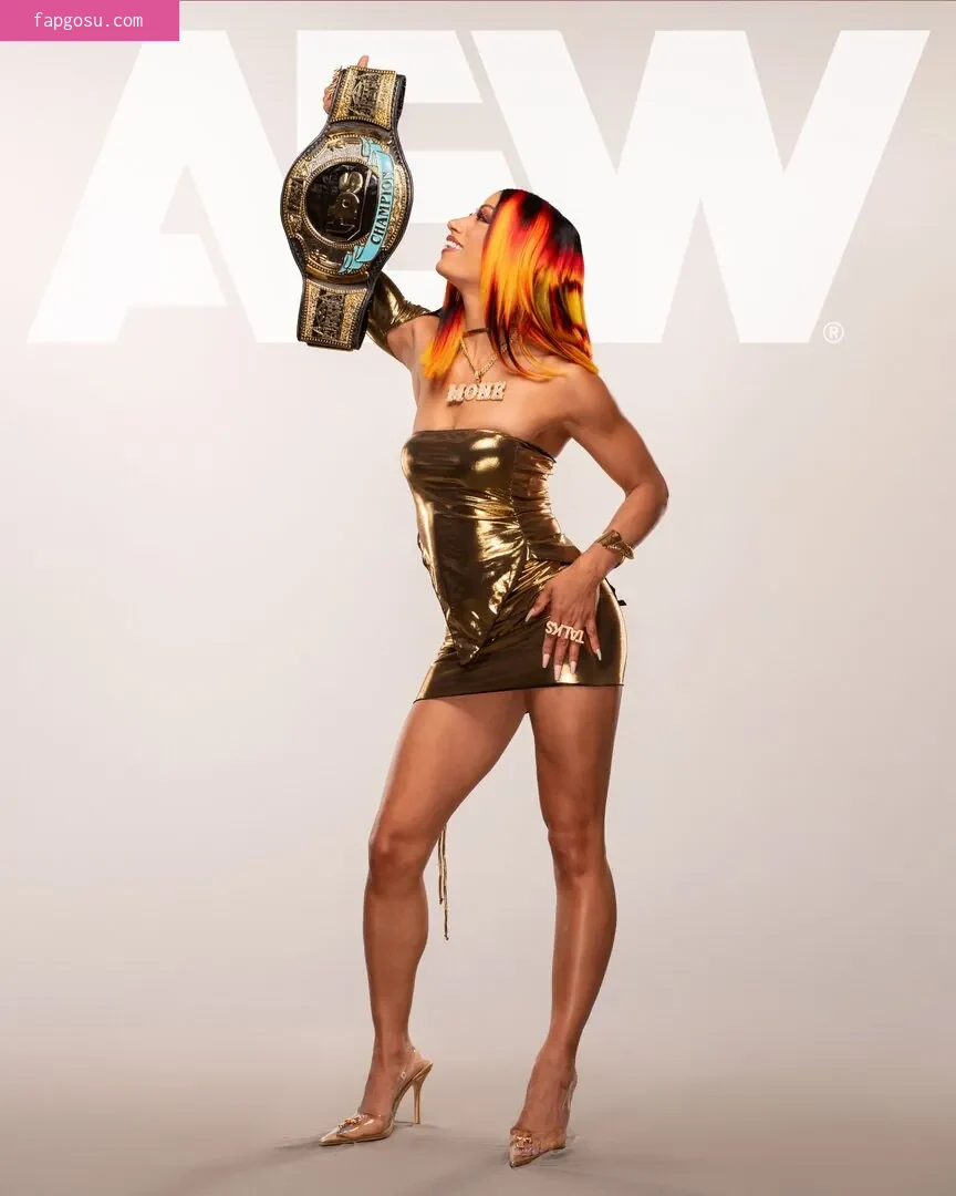 Sasha Banks