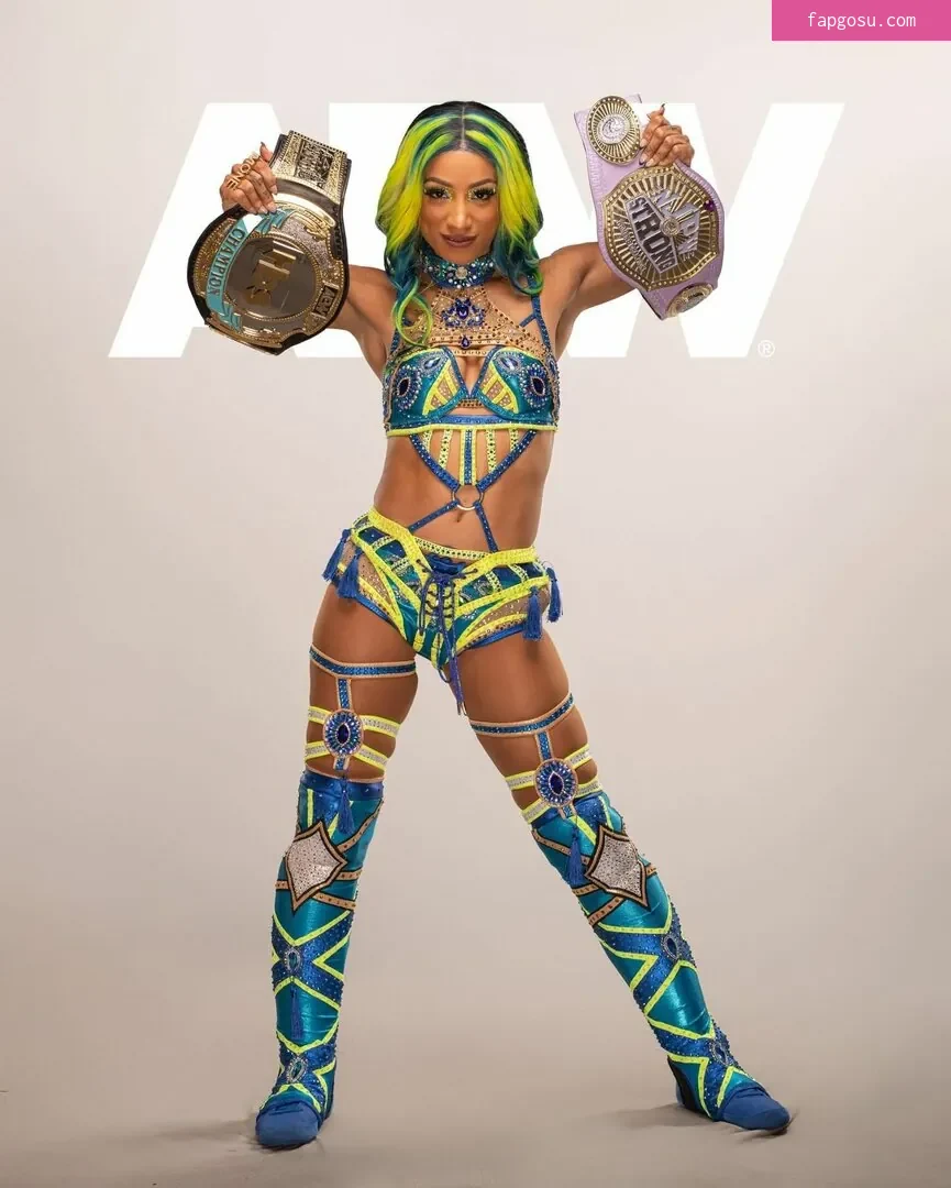 Sasha Banks