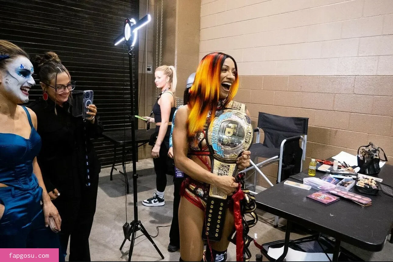Sasha Banks