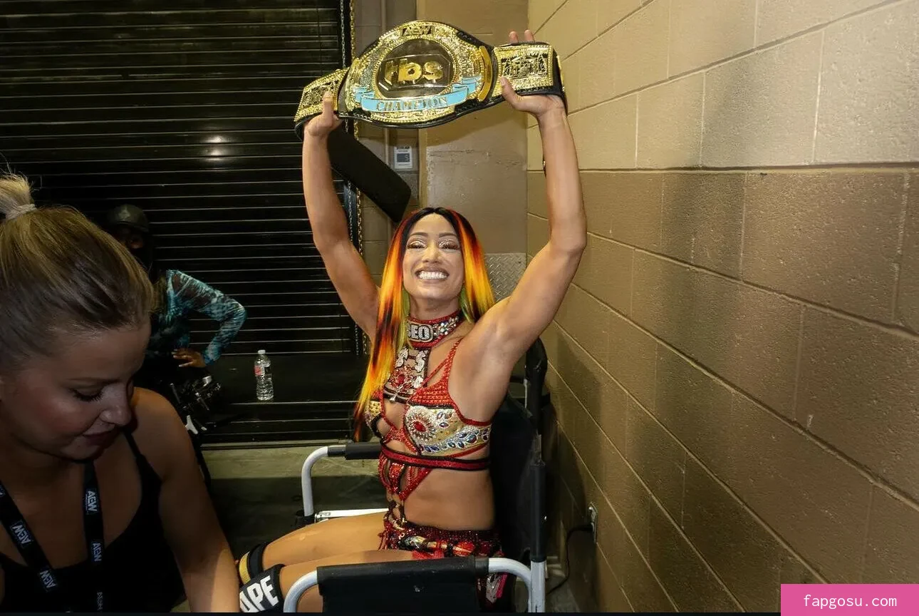 Sasha Banks
