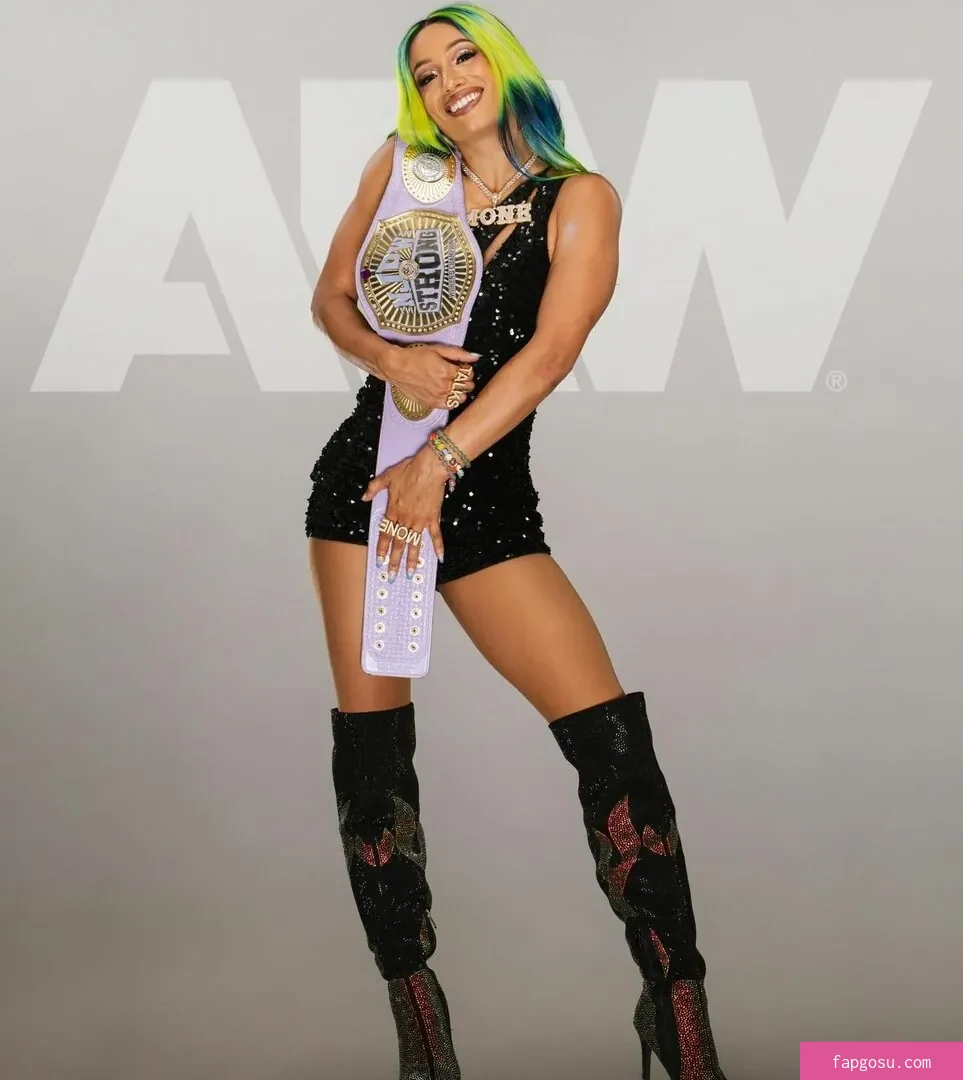 Sasha Banks