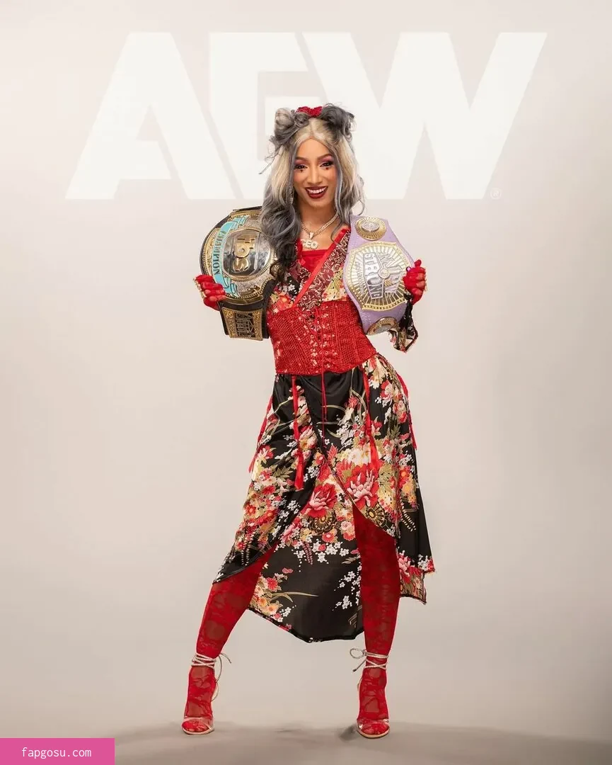 Sasha Banks