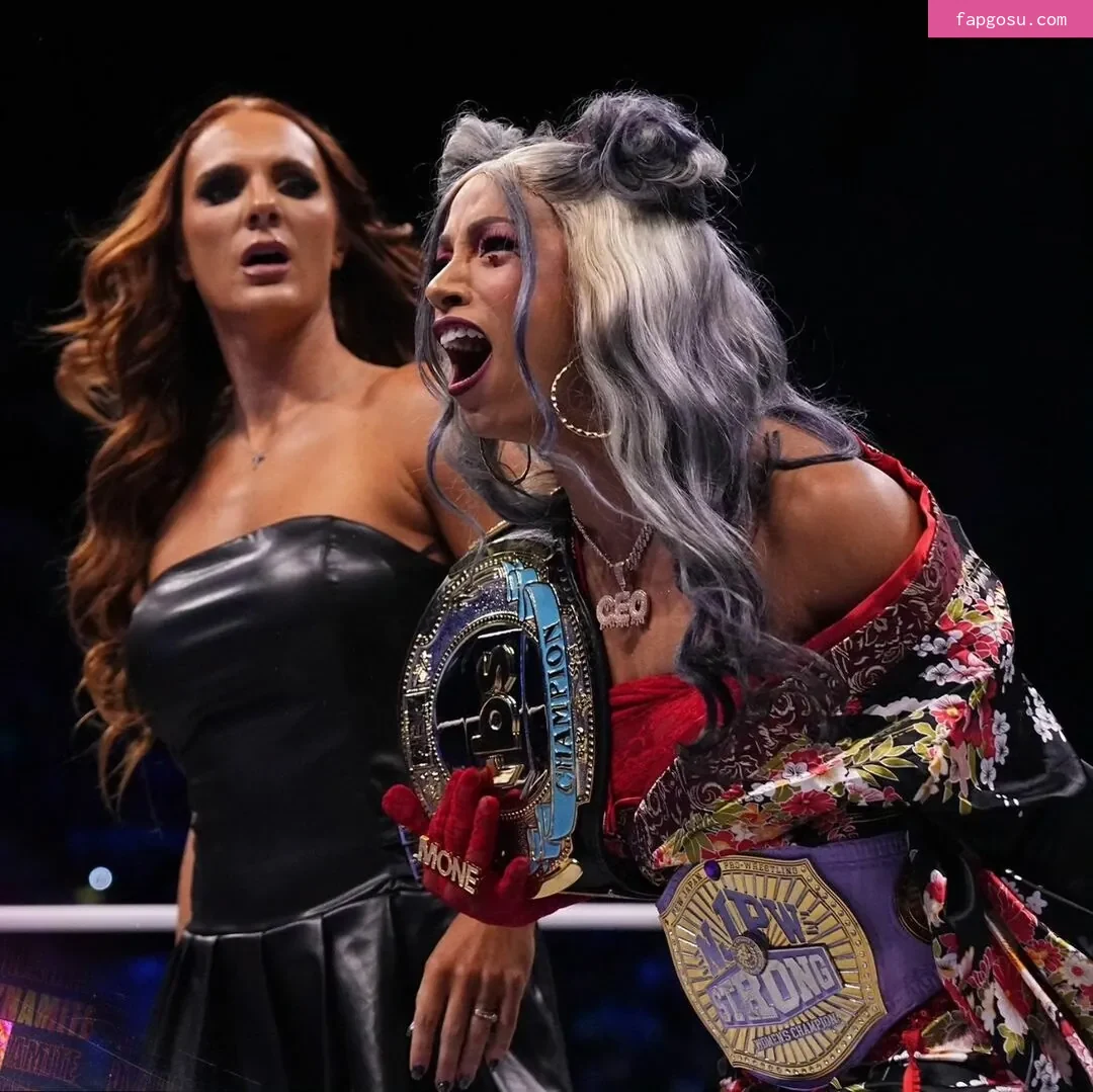 Sasha Banks