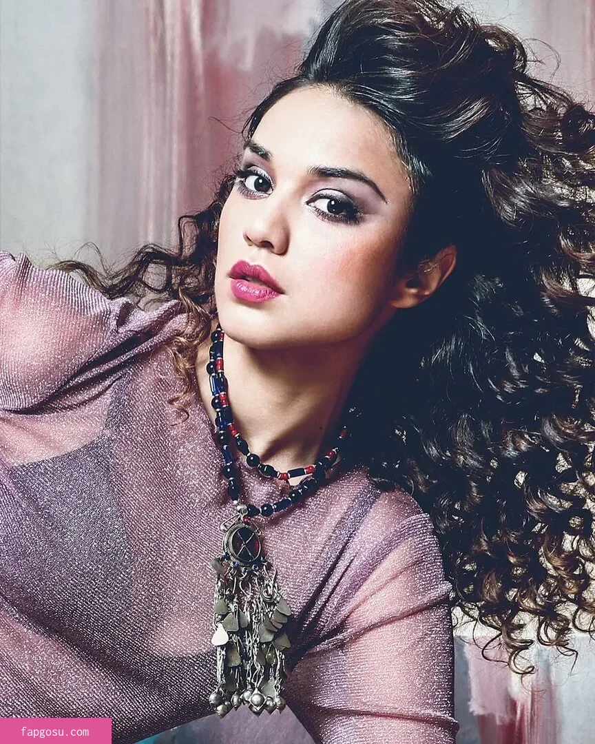 Summer Bishil