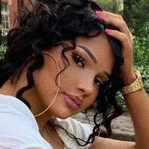 Shirin David