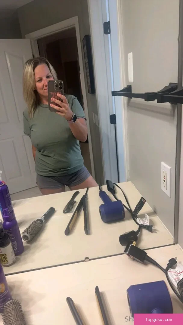 Sharedpilotswife