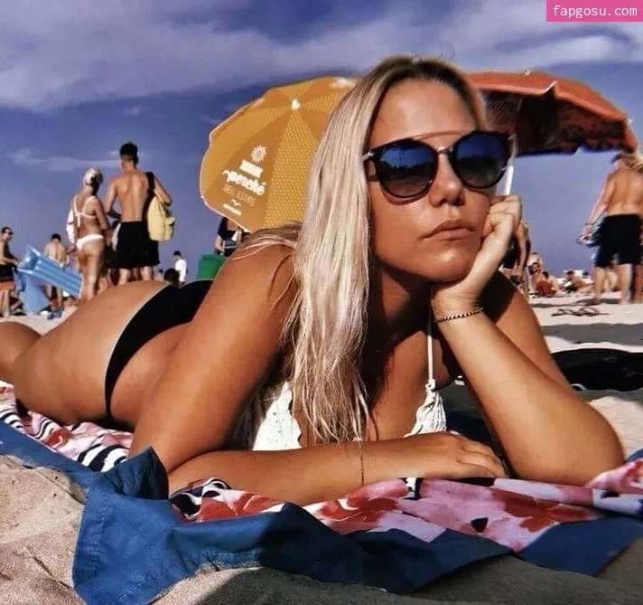 Sara Jay