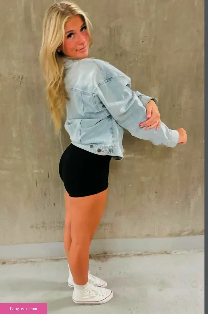 Sarah Lindstrom