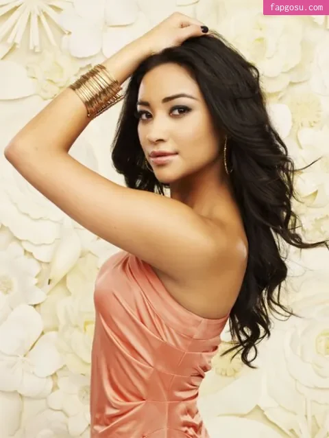 Shay Mitchell