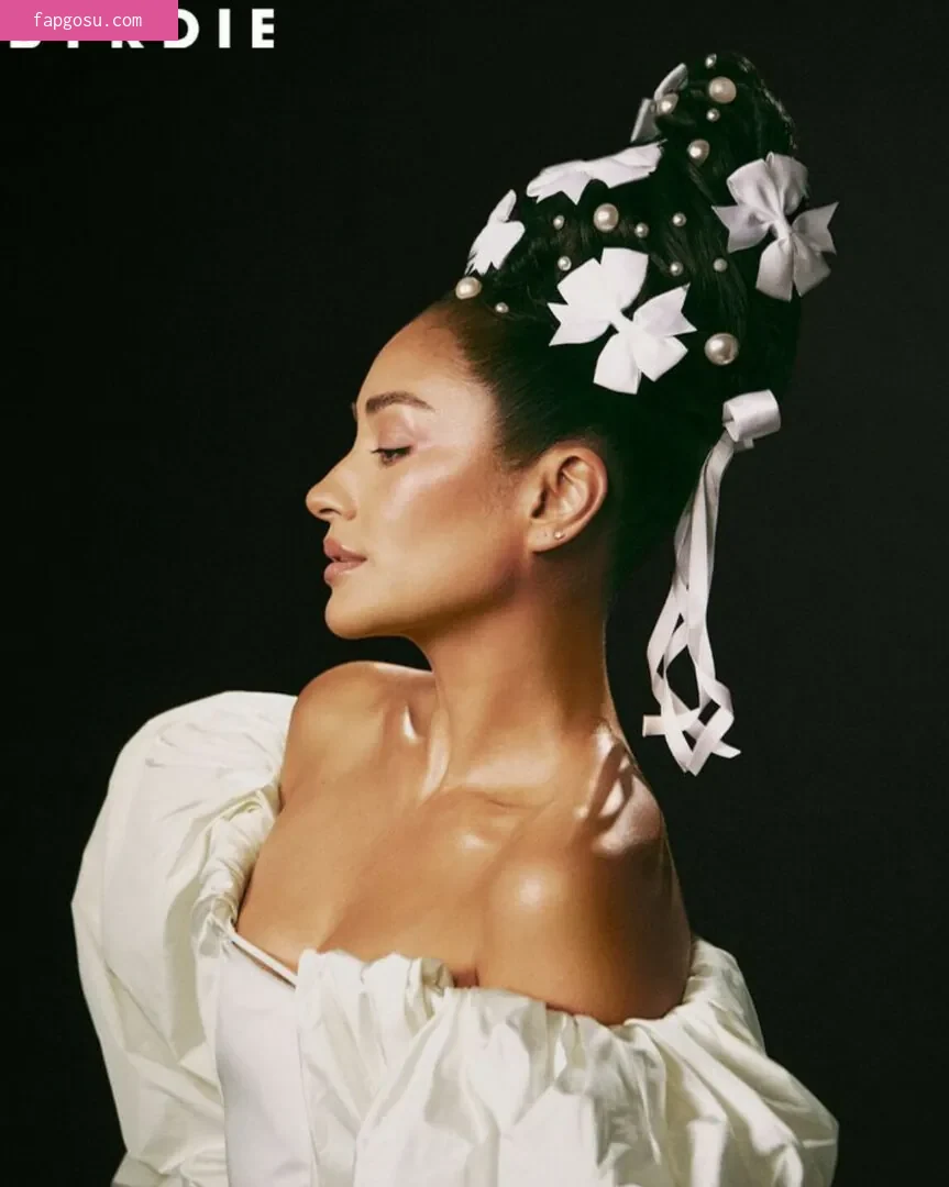 Shay Mitchell