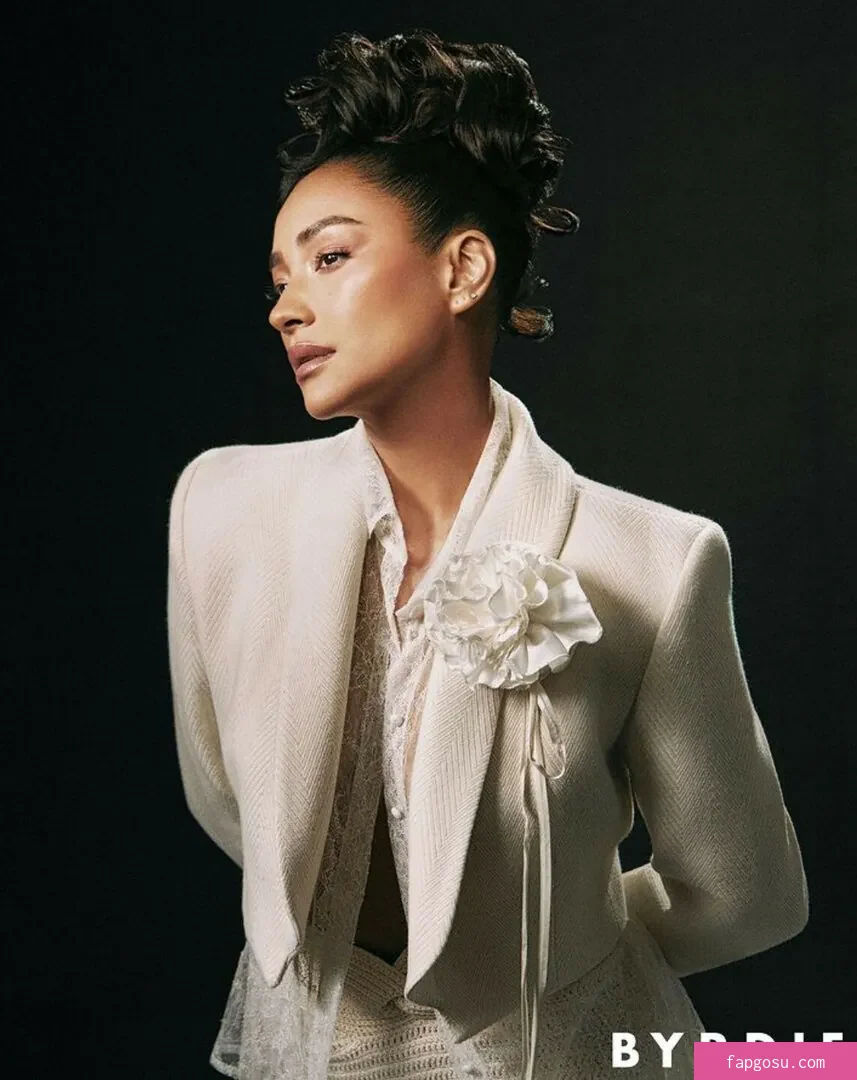 Shay Mitchell