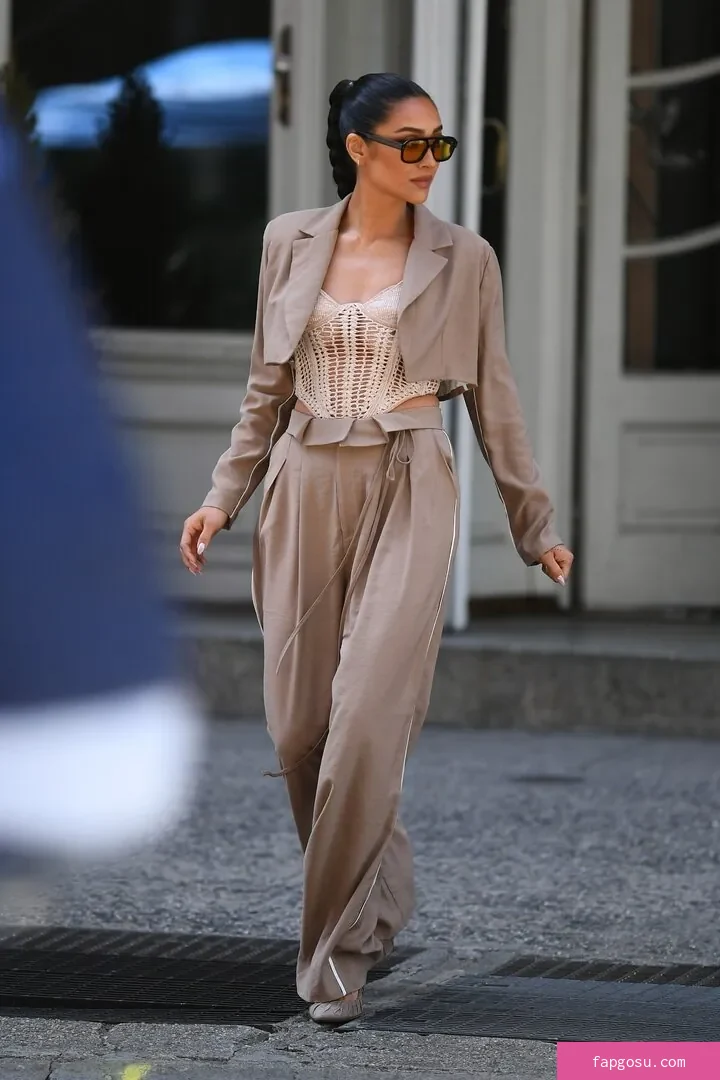Shay Mitchell