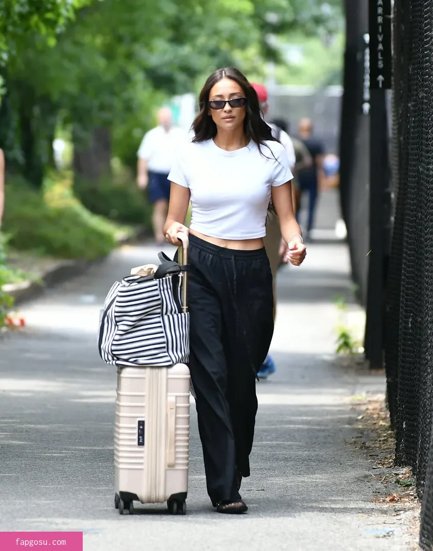 Shay Mitchell