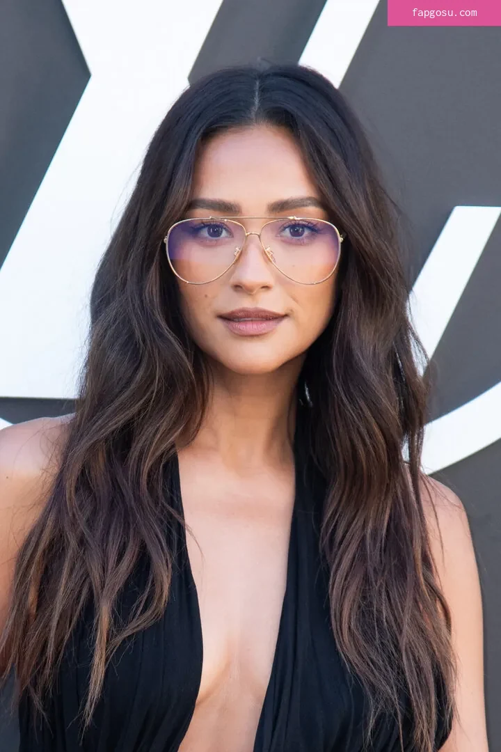 Shay Mitchell