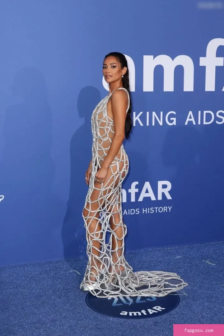 Shay Mitchell