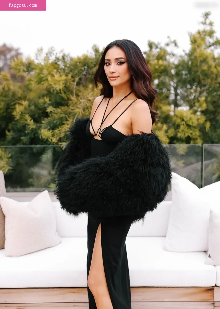 Shay Mitchell