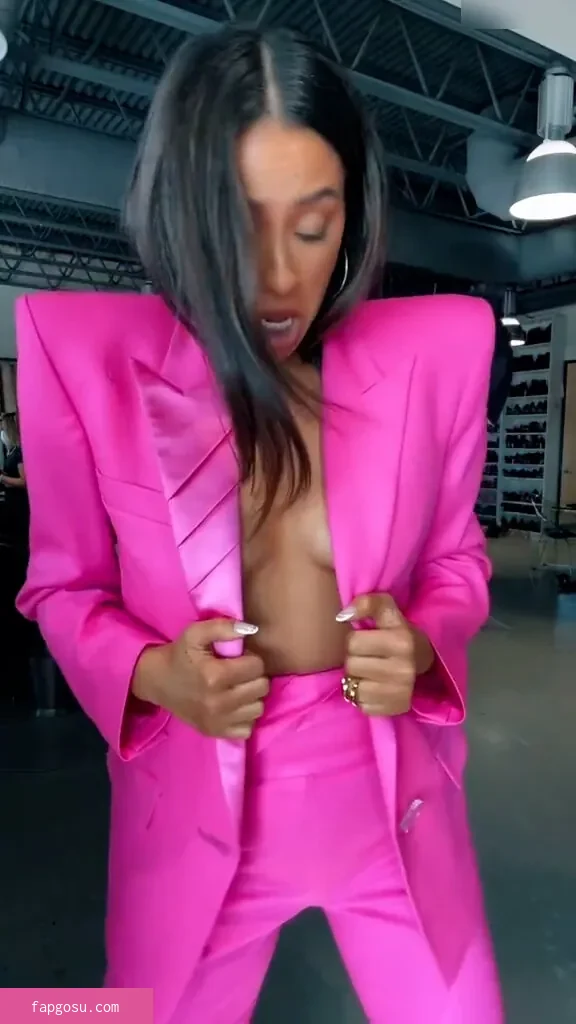 Shay Mitchell