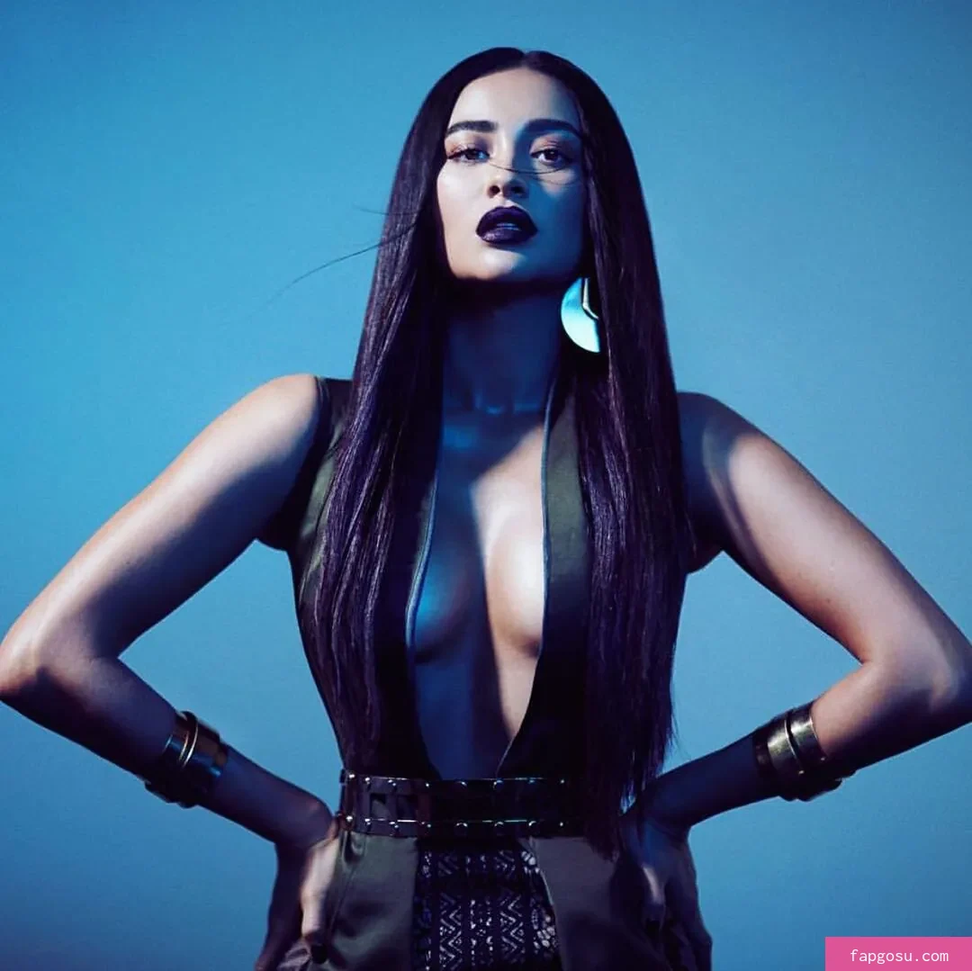 Shay Mitchell