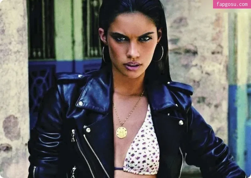 Sara Sampaio