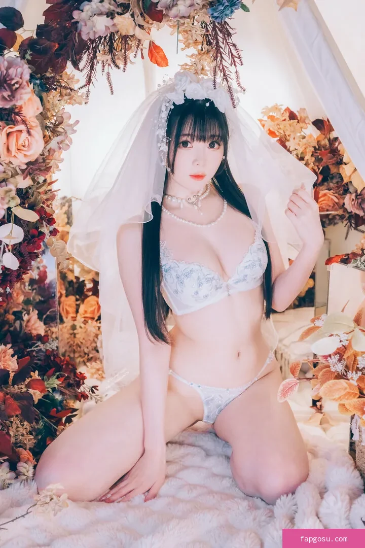 Shimo (霜月/shimotsuki18/shimotsukiTW)
