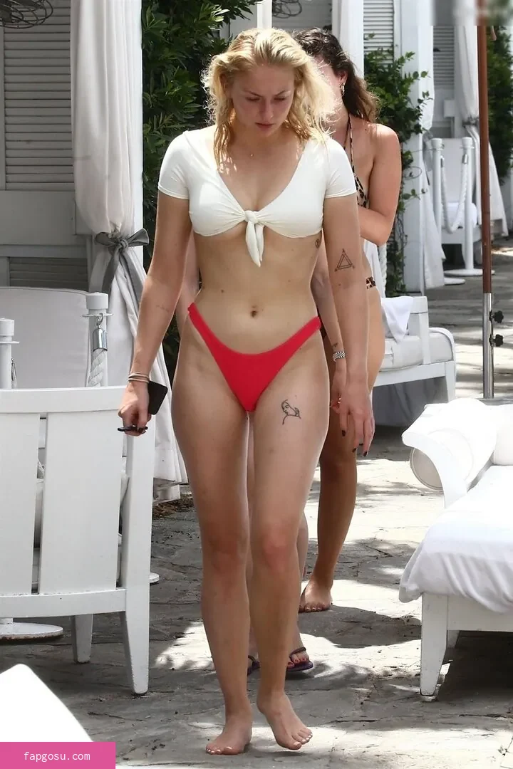 Sophie Turner