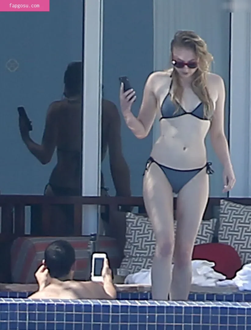 Sophie Turner