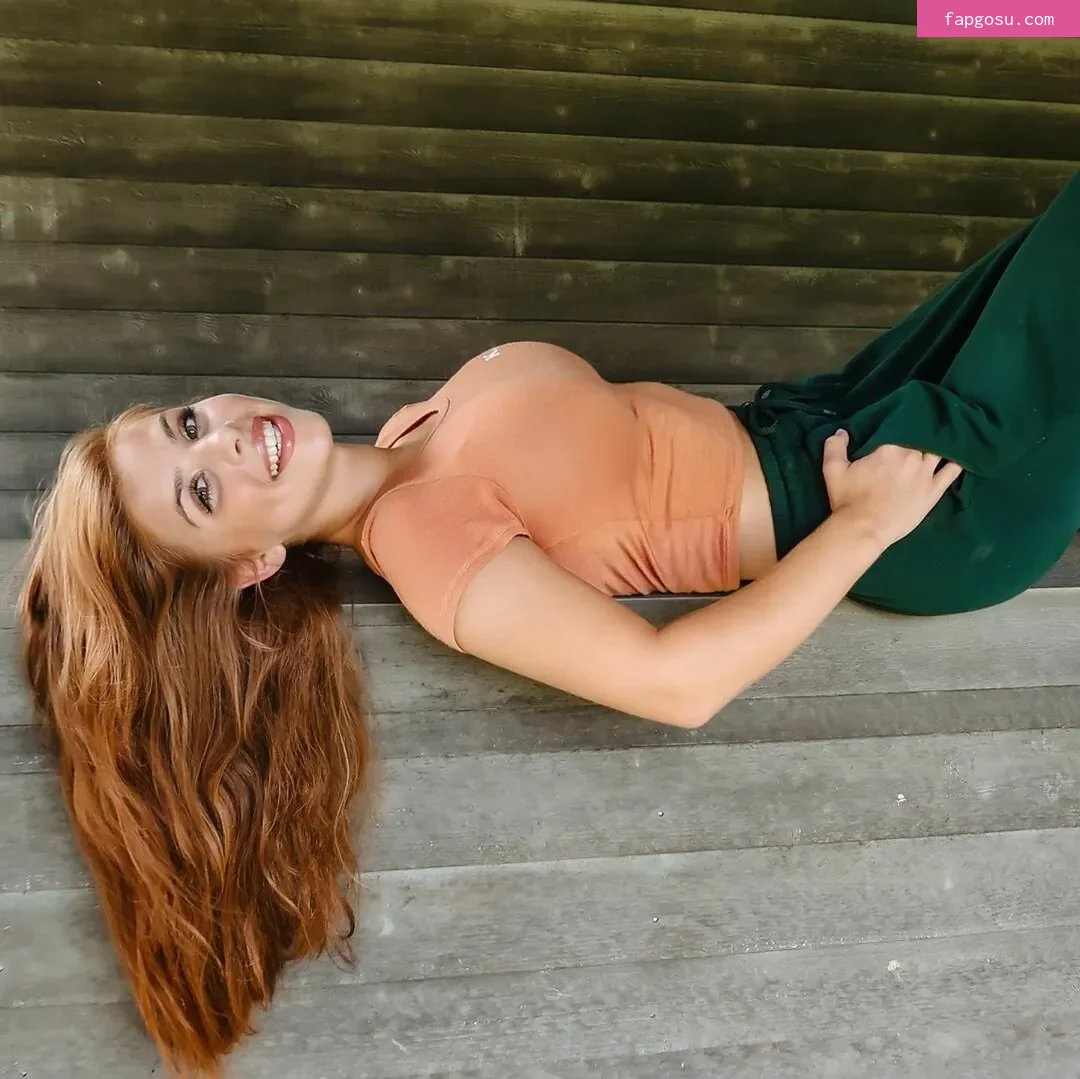 Samantha Vicha