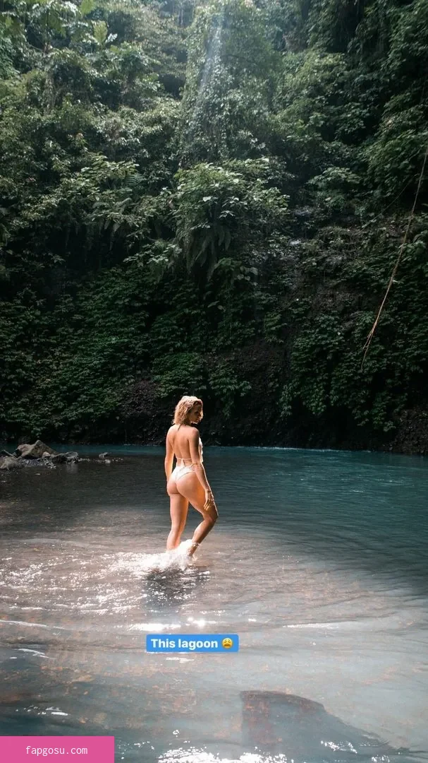 Shantel VanSanten