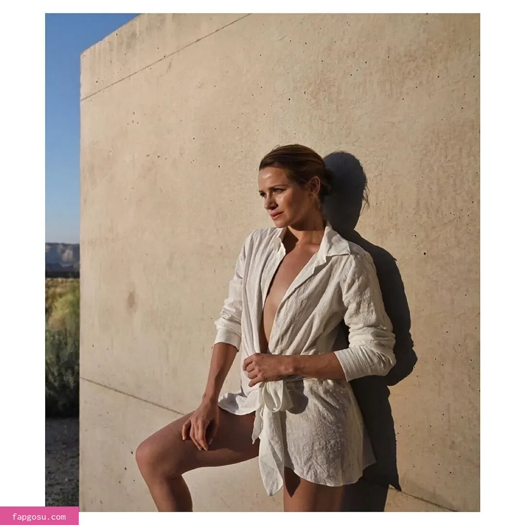 Shantel VanSanten