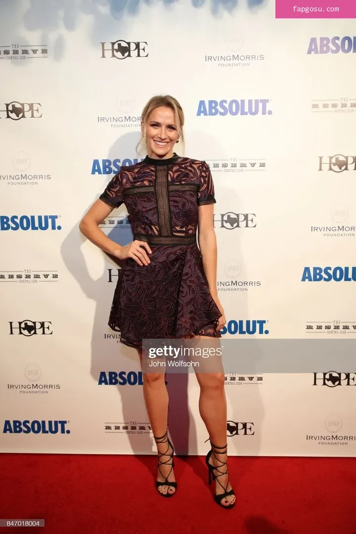 Shantel VanSanten