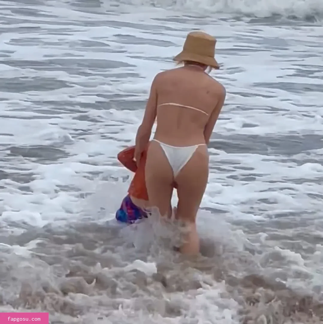 Shantel VanSanten