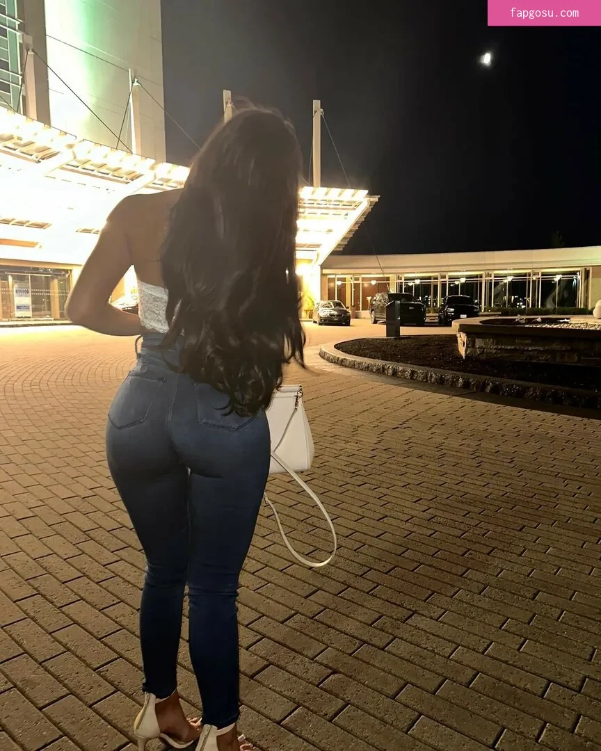 Sylvia Yasmina