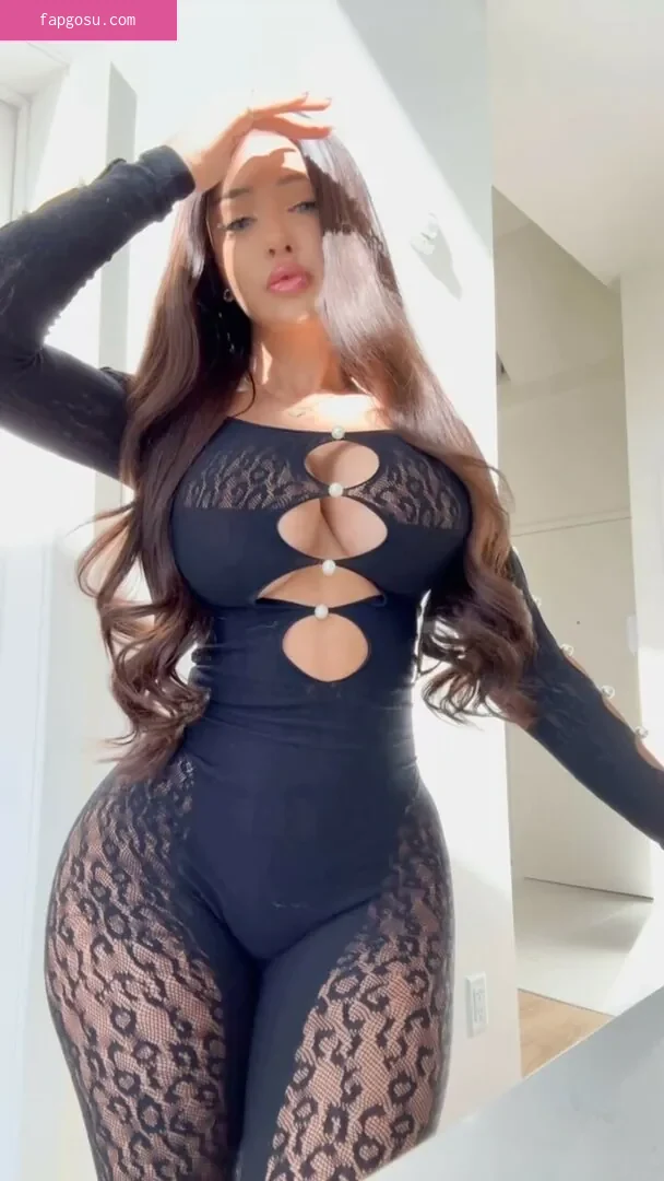 Sylvia Yasmina