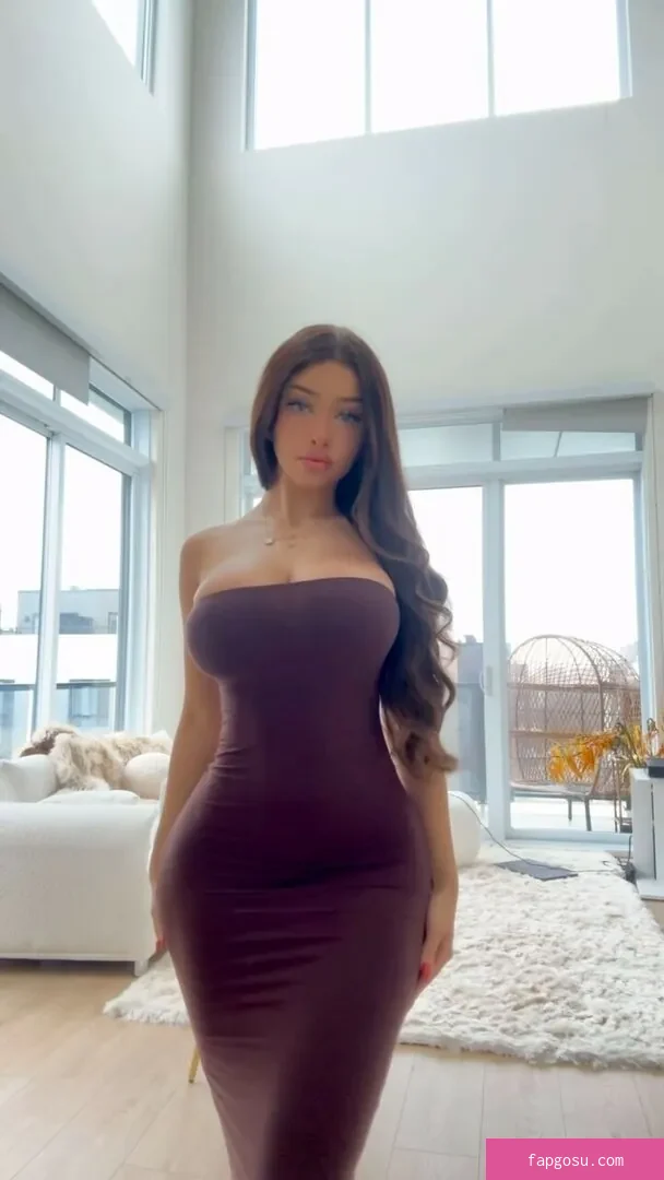 Sylvia Yasmina