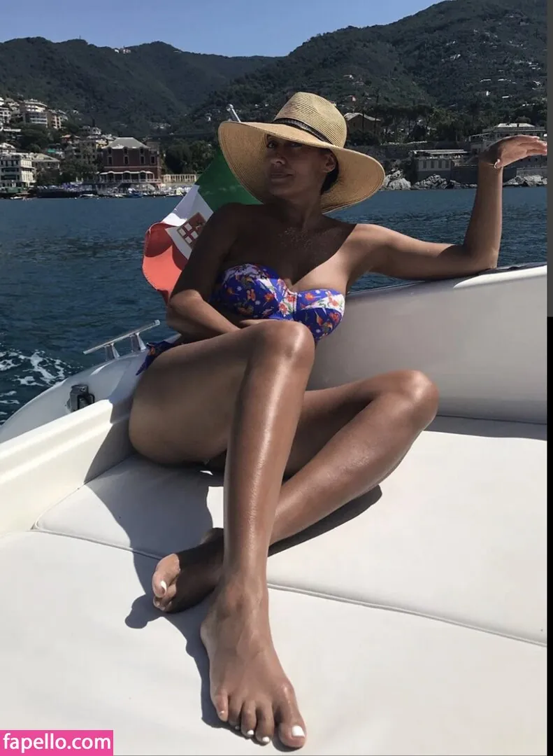 Tracee Ellis Ross
