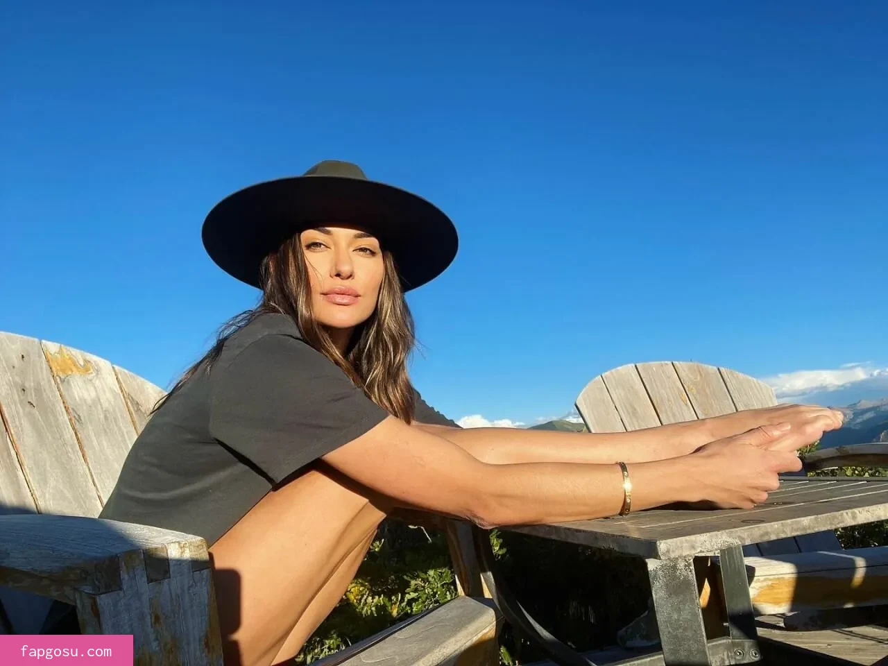 Tasya Teles