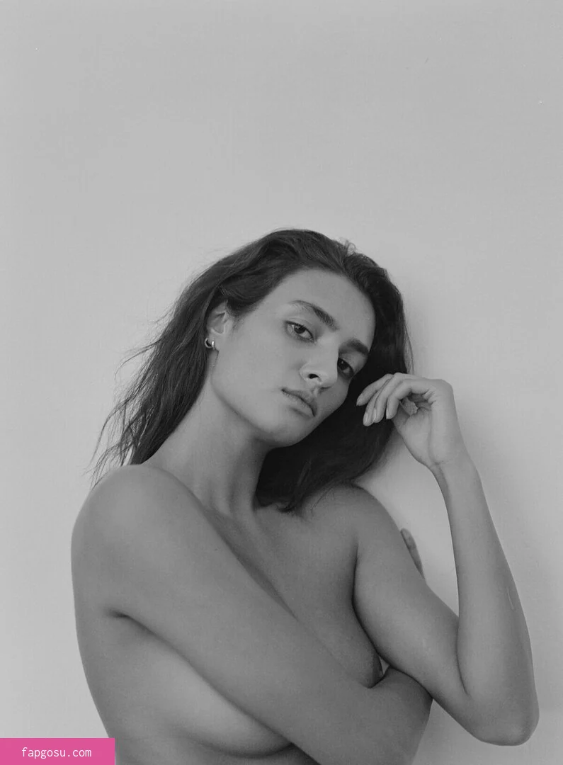 Tara Zoe Woltjes